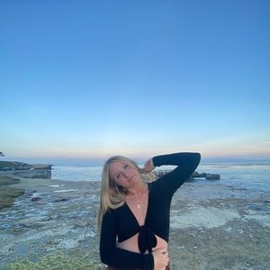 Meet your Posher, Isabel